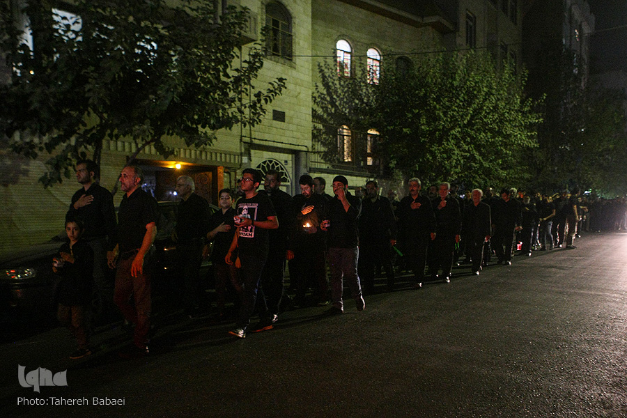 تجربه‌ای متفاوت از حضور در هیئت/ آرامشی که با حس مسئولیت در هم می‌شکند