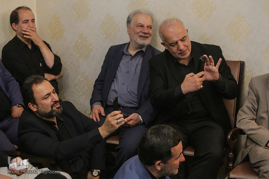 سوگ‌نشینی قرآنی در عزای حسینی