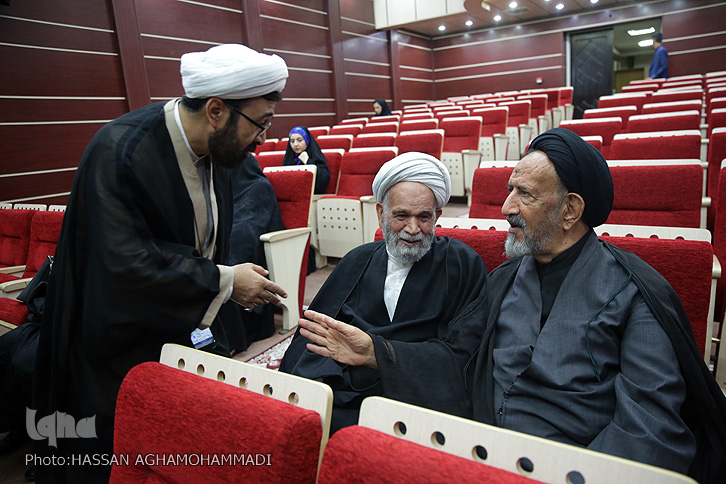 ضرورت بهره&zwnj;گیری از اندیشه&zwnj;های حسینی آیت&zwnj;الله جوادی/ جالی خالی قرآن در زندگی