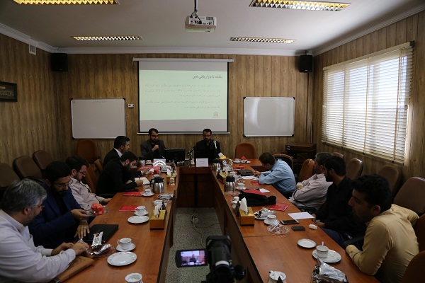 برگزاری نشست «چیستی بازاریابی دین با هدف جذب مخاطبان مؤسسات قرآنی»