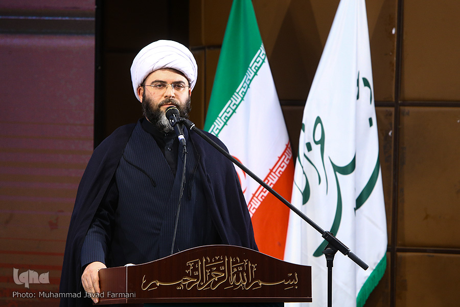 انقلاب اسلامی محصول قرائت دقیق از نهضت امام حسین&zwnj;(ع) است