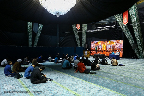 جمعه ////////// رقابت بانوان قرآنی در اصفهان و کوچ ابدی قاری بین‌المللی در مشهد