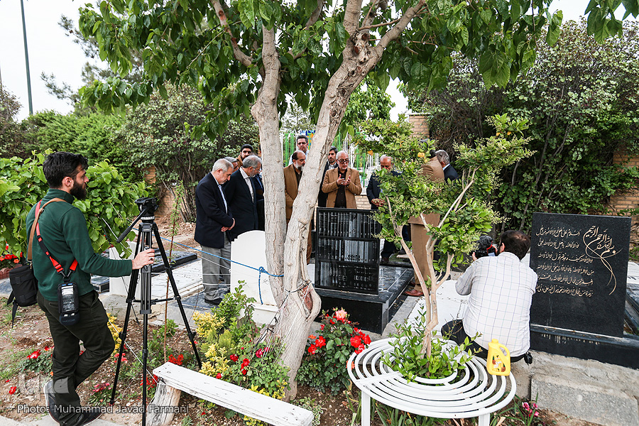 سال&zwnj;ها فعالیت استادان مولایی و مروت به تصویر کشیده می&zwnj;شود