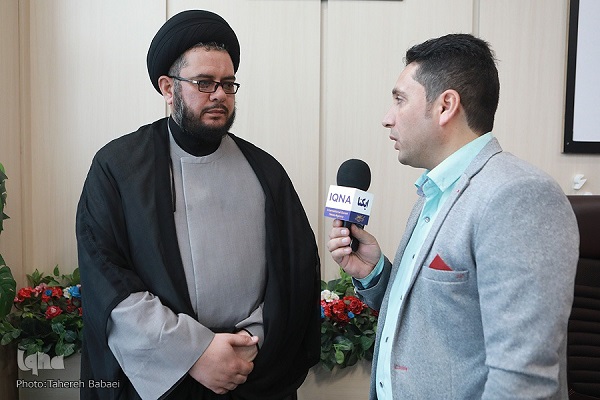 مصاحبه // نقش مهم مراکز علمی و دانشگاهی در ابلاغ پیام اربعین به سراسر جهان 