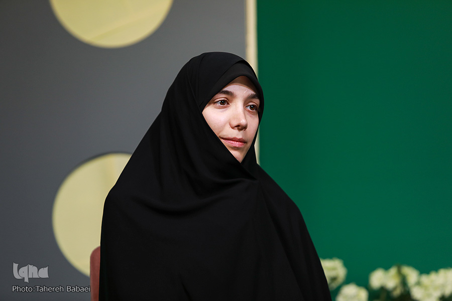 یکشنبه//سرمایه‌های مسابقات قرآن به کمک بیایند/اتفاق خوب در طراحی سؤالات و قرعه‌ها/ برگزاری مسابقات نیازمند دانش تخصصی