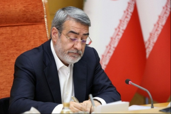 تقدیر وزیر کشور ایران از دولت و مردم عراق برای برگزاری راهپیمایی باشکوه اربعین تقدیر وزیر کشور ایران از دولت و مردم عراق برای برگزاری راهپیمایی باشکوه اربعین