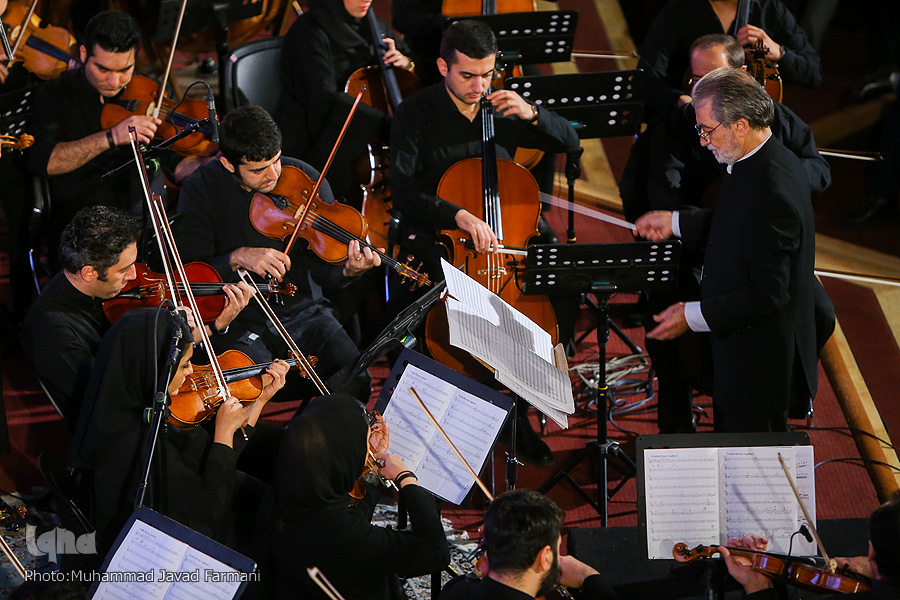 تجلیل از چهل چهره برجسته ادبی و هنری در «چله عشق»