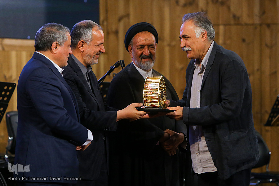 تجلیل از چهل چهره برجسته ادبی و هنری در «چله عشق»