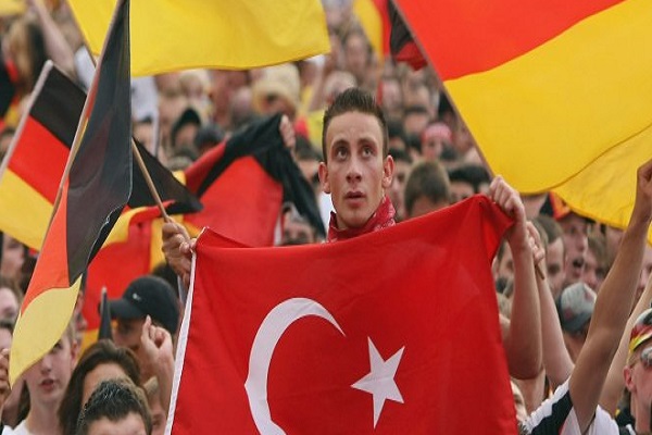 مسلمانان، اقلیتی پویا در جامعه آلمان/ ادیت شده