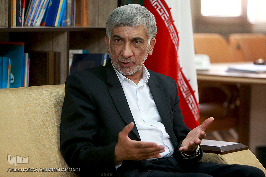 وقتی مسئولان از عدم همکاری‌ها گلایه می‌کنند/ برگزاری دو جشنواره همزمان پایان‌نامه‌های برتر قرآنی