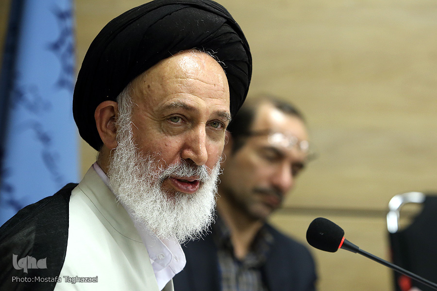 محمدعلی ایازی