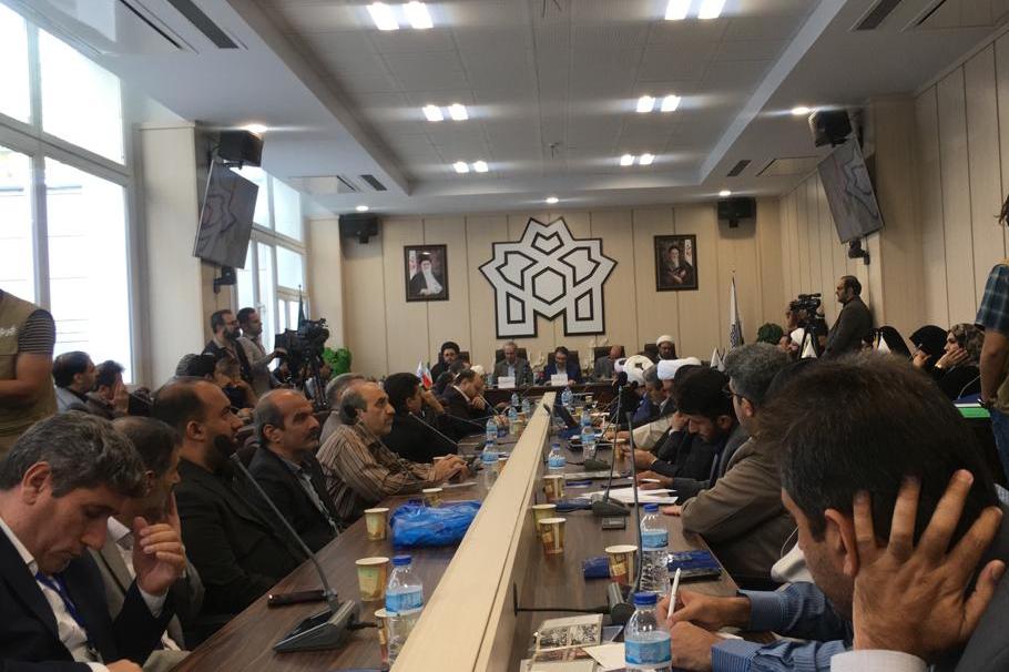 تحلیل تحولات فرهنگی تاریخی ایران بدون رجوع به عاشورا ممکن نیست