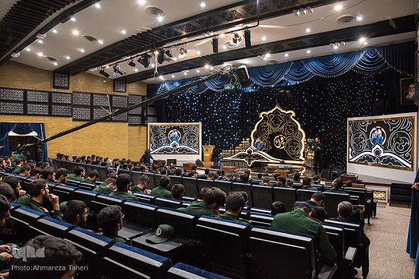 بازگشت مسابقات به آنتن زنده تلویزیون / برنامه‌های جنبی که مسابقات را به حاشیه می‌راند