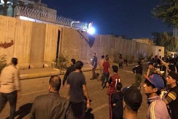 برائت جستن تظاهراتکنندگان عراقی از عاملان حمله به کنسولگری ایران