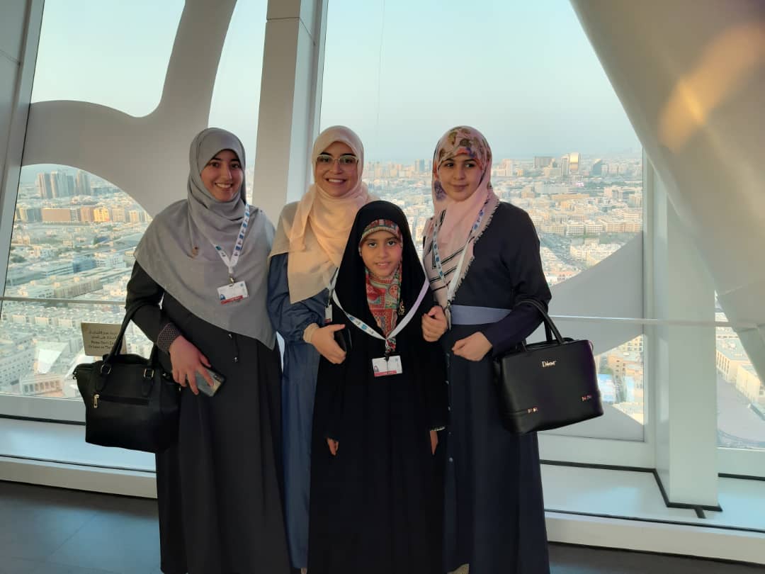 اجرای نماینده ایران در مسابقات قرآن امارات/ امیدهای کوچکترین شرکت کننده مسابقات به کسب رتبه + عکس