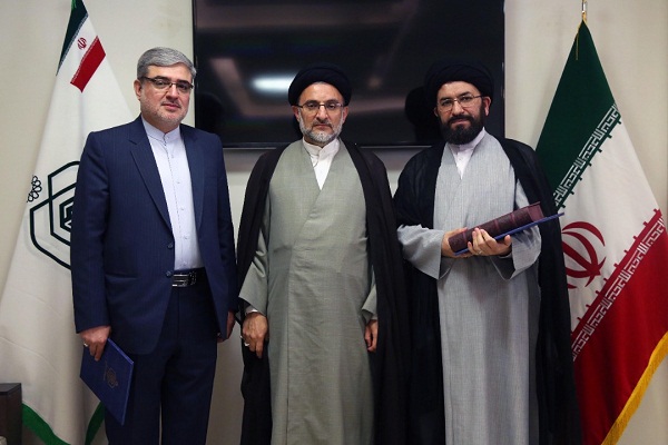 مأموریت‌های هشت‌گانه رئیس سازمان اوقاف برای مدیر جدید مرکز امور قرآنی