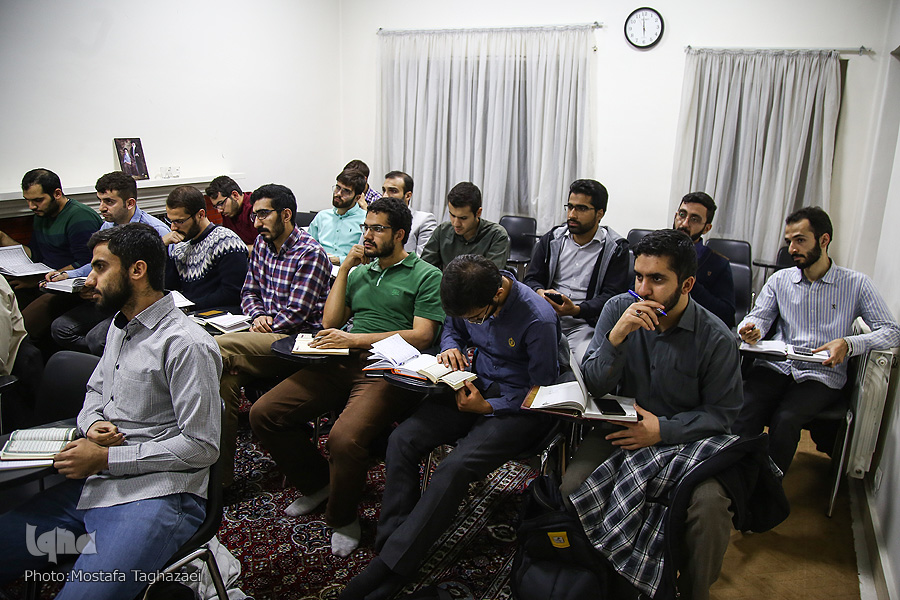 مؤسسه گفتمان قرآن و ولایت