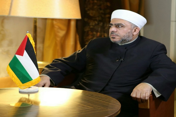 مصاحبه // مسلمانان خاری در چشم دشمنان و مستکبران جهان هستند / آماده