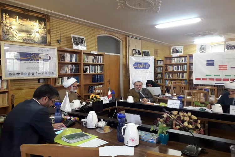 ولایت فقه، مبنای نظریه‌پردزای پیشرفت است