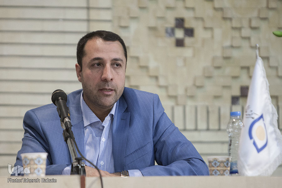 چهارمین جایزه مالی اسلامی به صالح&zwnj;آبادی اهدا شد