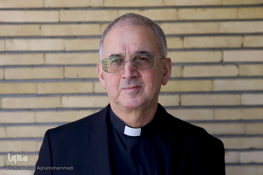 زمینه‌های مشترک ادیان، مبنای گسترش صلح جهانی