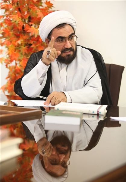 تفسیر آیات محاربه بدون تطبیق با زمان و مکان درست نیست/ لزوم آموزش شهروندی برای اعتراض مسالمت‌آمیز