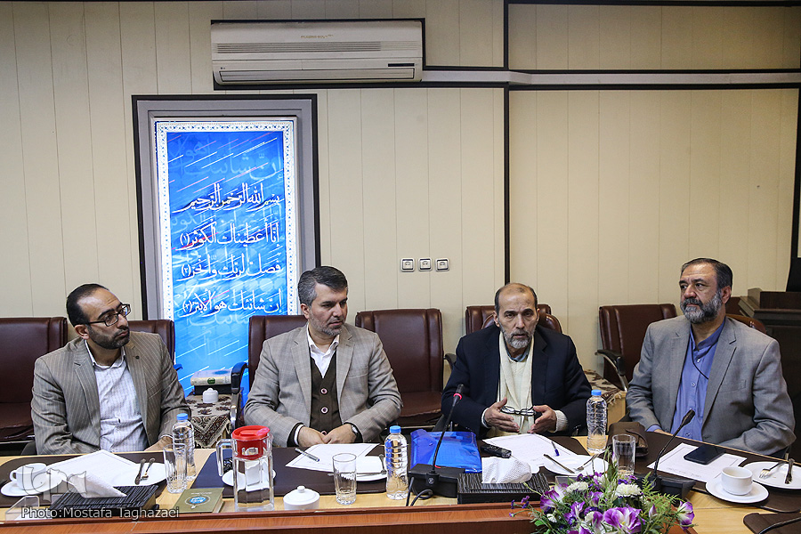 ارائه &laquo;بسته خدمت&raquo; به خادمان قرآن در قالب طرح &laquo;تحیت&raquo;/ رصدی از وضعیت زندگی پیشکسوتان قرآنی انجام شود