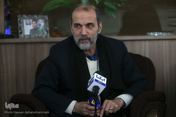 ارسالی/////تکریم از &laquo;ابوالفضل علامی&raquo; استادی که تقوای قرائت داشت/ معلمی که قرائت تحقیق را بر خود حرام کرد