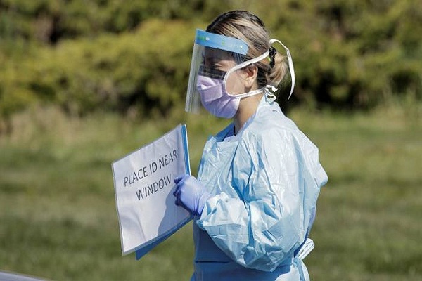 قفسه‌های خالی، کمبود تجهیزات پزشکی، در بزرگترین اقتصاد جهان