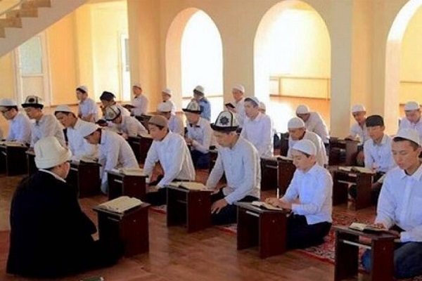 گزارش ///برنامه اصلاحاتی قرقیزستان در آموزش عالی مبانی دینی