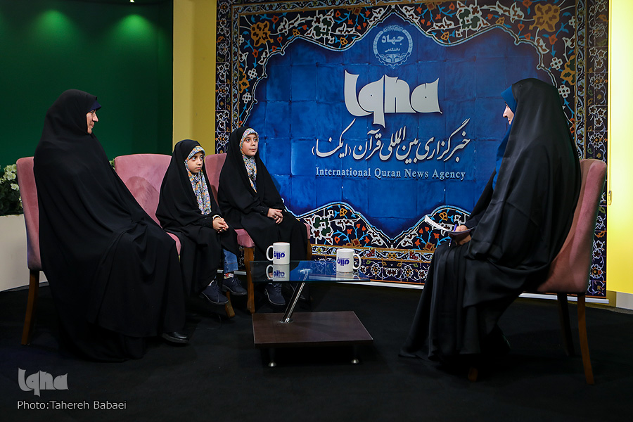 مائده و مهدیه گنجعلی مائده و مهدیه گنجعلی