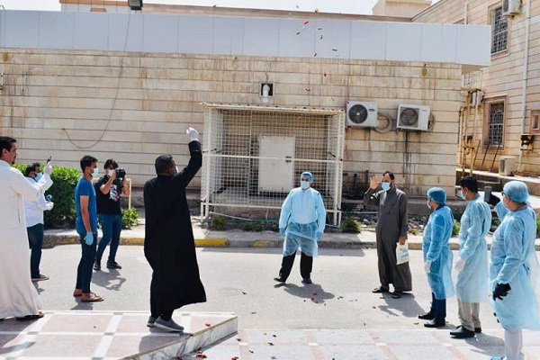 آخرین اخبار کرونا/ از آزمایش واکسن کرونا بر روی حیوانات در روسیه تا تعلیق توزیع کمک‌های آنروا در نوار غزه 