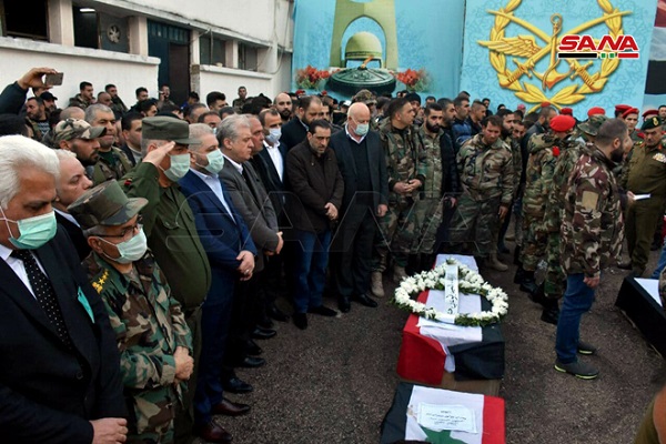 تشییع شهدای حمله تروریستی داعش به اتوبوس ارتش سوریه در حمص + عکس