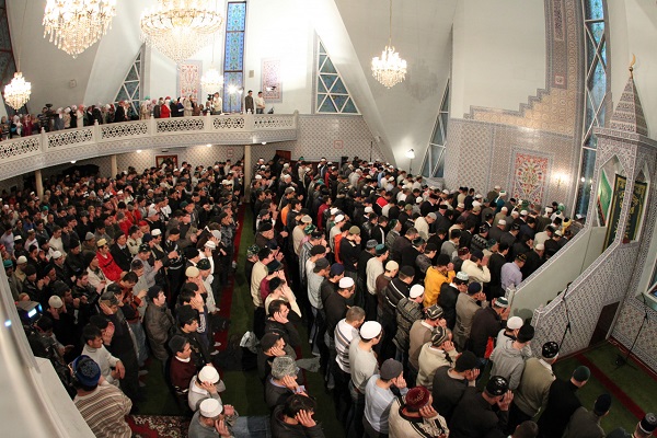 نگاهی به معماری عجیب یکی از بزرگترین مساجد روسیه+ فیلم