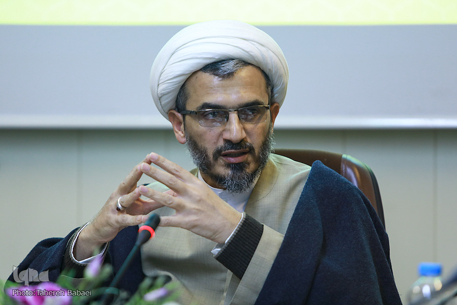 حجتالاسلام جواد سلیمانی، عضو هیئت علمی مؤسسه آموزشی پژوهشی امام خمینی(ره) حجتالاسلام جواد سلیمانی، عضو هیئت علمی مؤسسه آموزشی پژوهشی امام خمینی(ره)