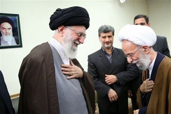 رهبر معظم انقلاب و آیت الله مصباح یزدی رهبر معظم انقلاب و آیت الله مصباح یزدی