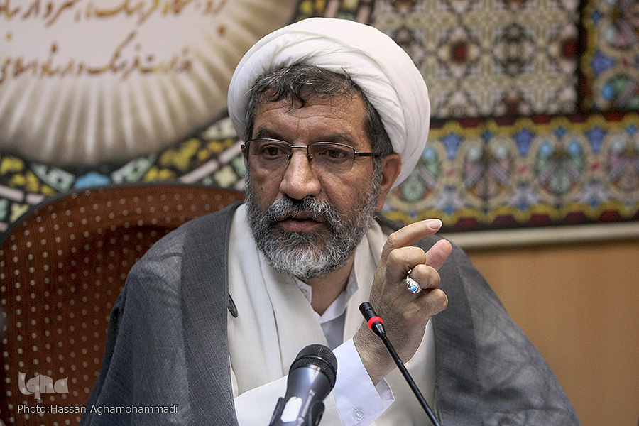 حجتالاسلام والمسلمین حمید پارسانیا، استاد دانشگاه تهران حجتالاسلام والمسلمین حمید پارسانیا، استاد دانشگاه تهران