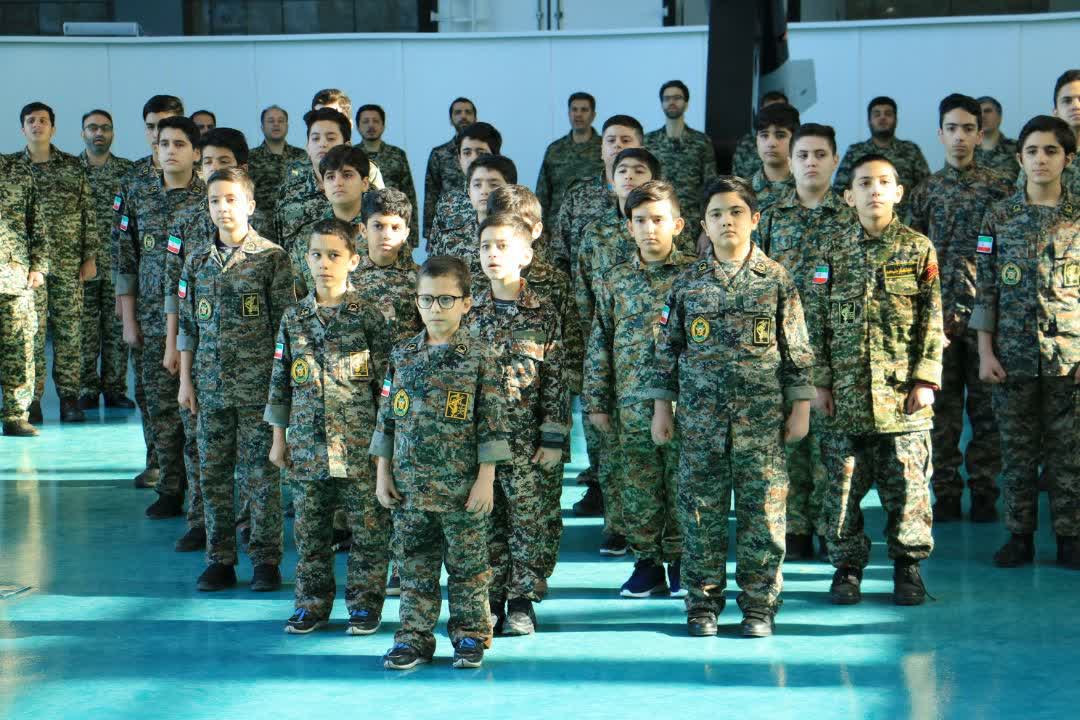 انتشار جدیدترین اثر گروه هم‌خوانی محمد رسول الله(ص) در سالروز حمله به عین‌الاسد + فیلم