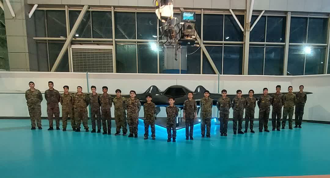 انتشار جدیدترین اثر گروه هم‌خوانی محمد رسول الله(ص) در سالروز حمله به عین‌الاسد + فیلم