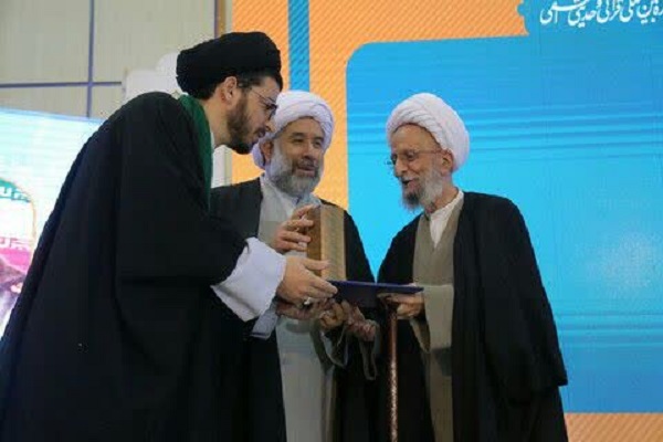 نظر مرحوم آیت&zwnj;الله مصباح یزدی درباره حفظ قرآن