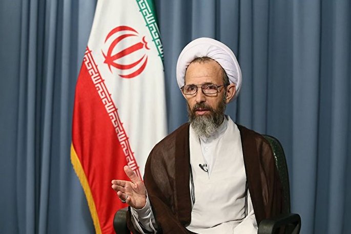 رویکرد هدایتی، تمدنی و طرح نظریات سرنوشتساز؛ ویژگیهای تفسیر آیتالله مصباح رویکرد هدایتی، تمدنی و طرح نظریات سرنوشتساز؛ ویژگیهای تفسیر آیتالله مصباح