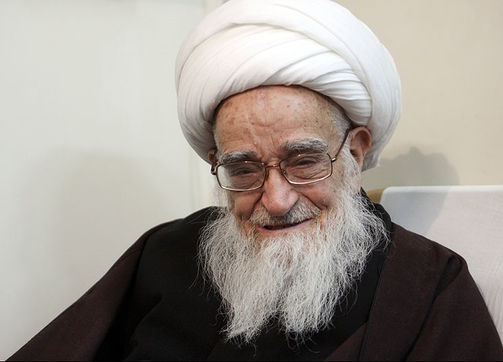 ارسال// تاکید آیات عظام مکارم و صافی بر لزوم برپایی مراسم باشکوه عزاداری فاطمیه(س)