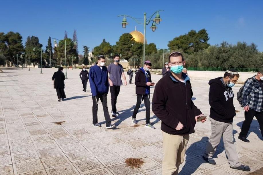 یورش شهرکنشینان صهیونیستی به محوطه مسجد الاقصی / ادامه تعرضات اسرائیلی