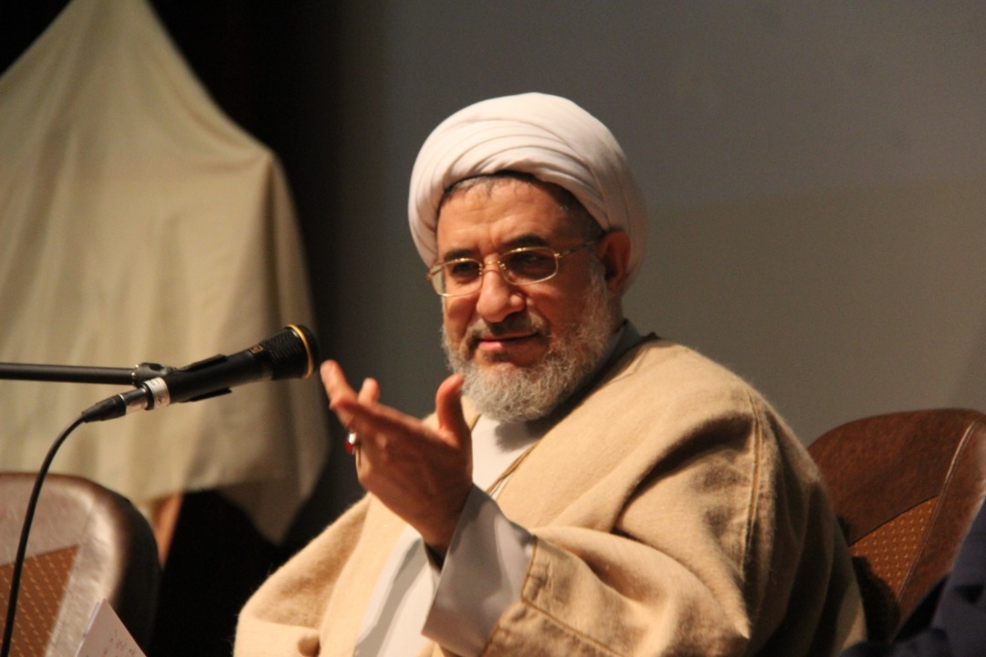 آیت‌الله محسن اراکی