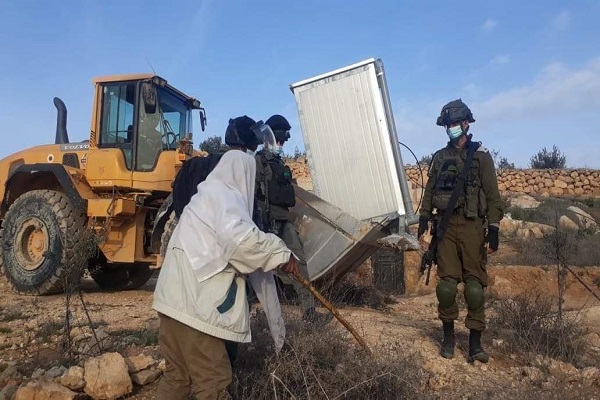 رژیم صهیونیستی یک مسجد را در جنوب کرانه باختری تخریب کرد