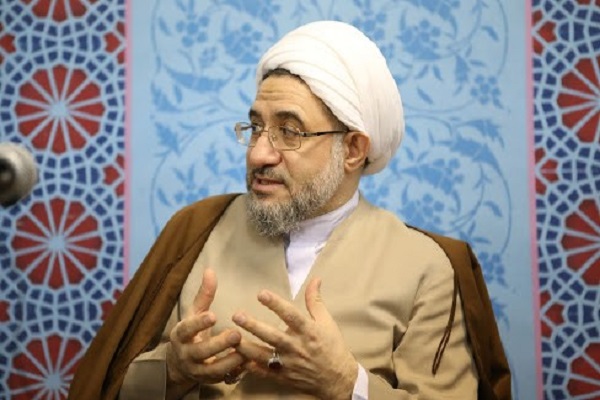 عرفان شهید صدر مدعیانه و کاسبکارانه نبود/ اخلاص و ساده‌زیستی کم نظیر