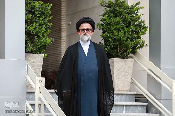 حاشیه‌سازی‌های فضای مجازی برای فعالیت‌های قرآنی / درگذشت اساتید و فعالان قرآنی و برگزاری مسابقات سراسری قرآن