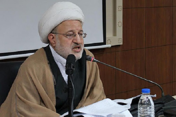 دفاع از وحیانیت قرآن نقطه مثبت تفسیر معاصرانه قرآن است