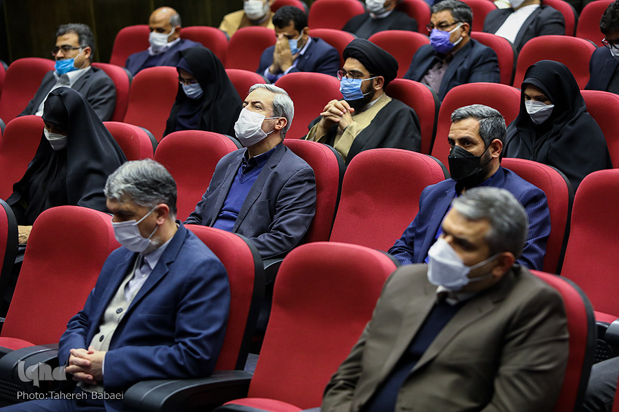 ارسالی ////// تحریم و سانسور مانع رسیدن دنیا به سرمنزل هنر قرآنی