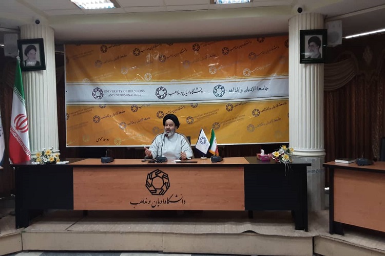 ارسال// سیاست دولت هند در حذف آیات جهاد راه به جایی نمی‌برد/ دروغ‌گویی اروپا در زمینه آزادی دینی و مذهبی